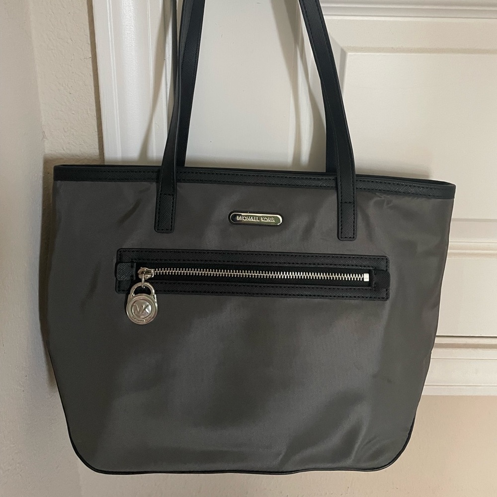 Michael Kors purse bag tote